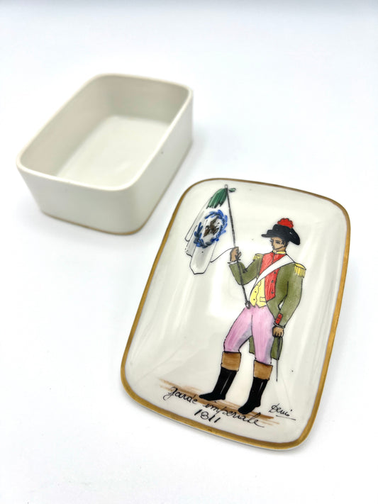 Rare Victorian Limoges France Trinket / Jewelry / Snuff Box