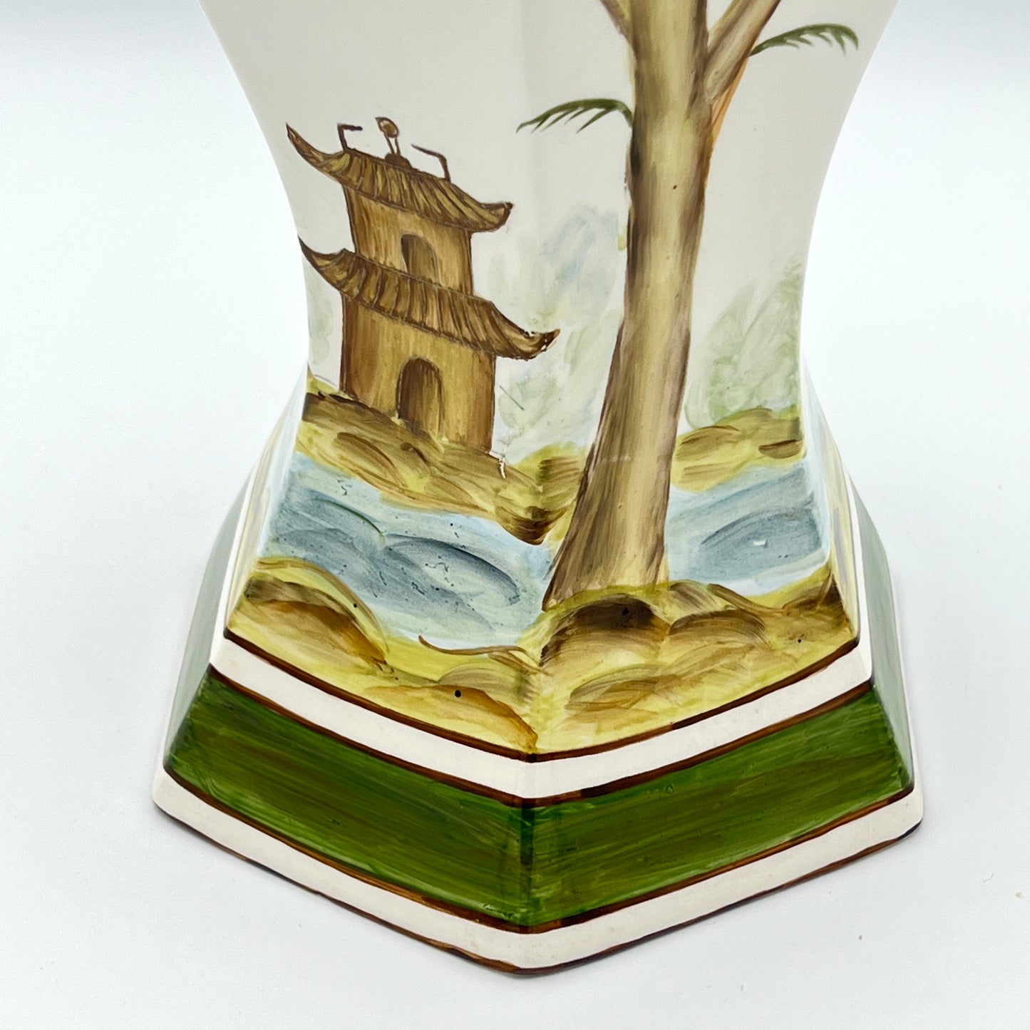 Vintage Jeanne Reeds Porcelain Decorative White Jar With Birds
